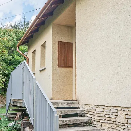 Nyaraló Awesome In Balantonalmadi W/ 4 Bedrooms *