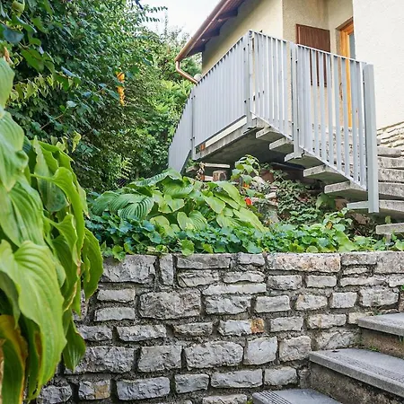 Nyaraló Awesome In Balantonalmadi W/ 4 Bedrooms